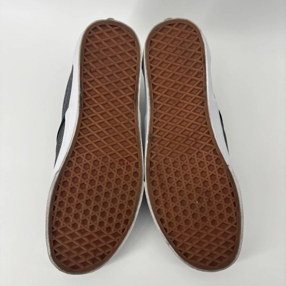 Vans Classic Slip On Shoes Womens 11 Mens 9.5 Embossed Silver Metallic Leather‎